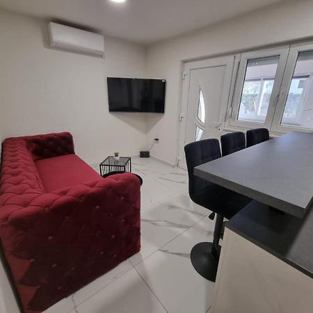 Apartman Lovre Задар Екстериор снимка