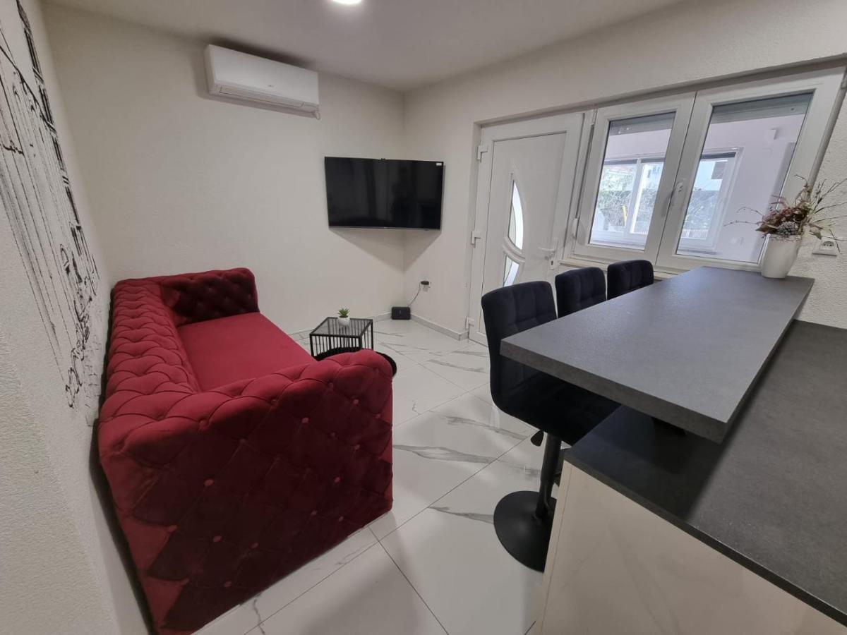 Apartman Lovre Задар Екстериор снимка