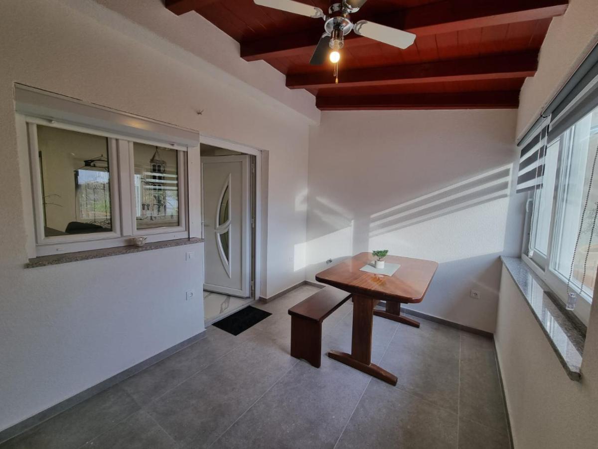 Apartman Lovre Задар Екстериор снимка